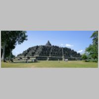 Indonesia, Borobudur temple at Magelang, photo Gunawan Kartapranata, Wikipedia.jpg